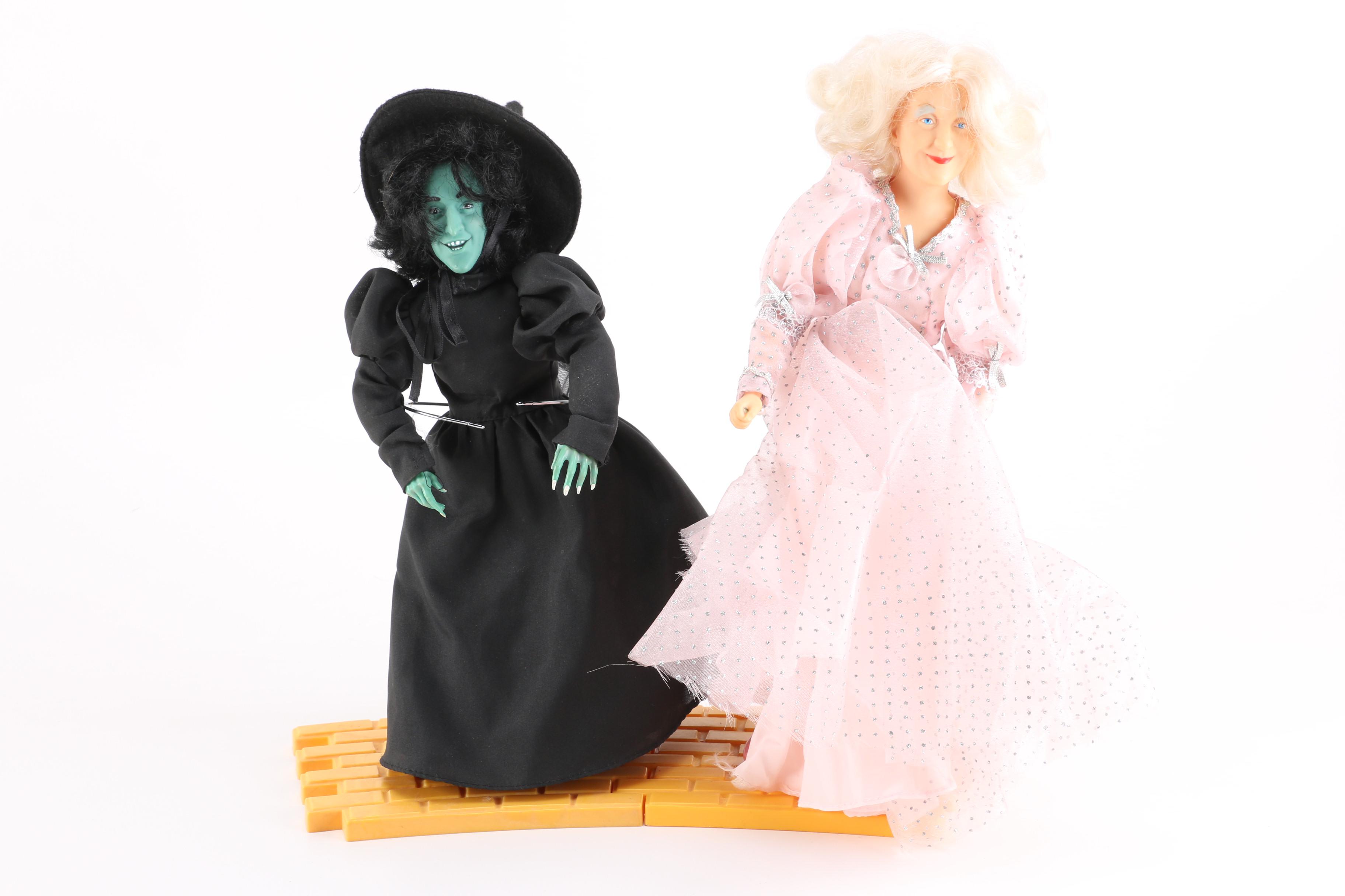 Wizard of Oz Dolls With Yellow Brick Road Display