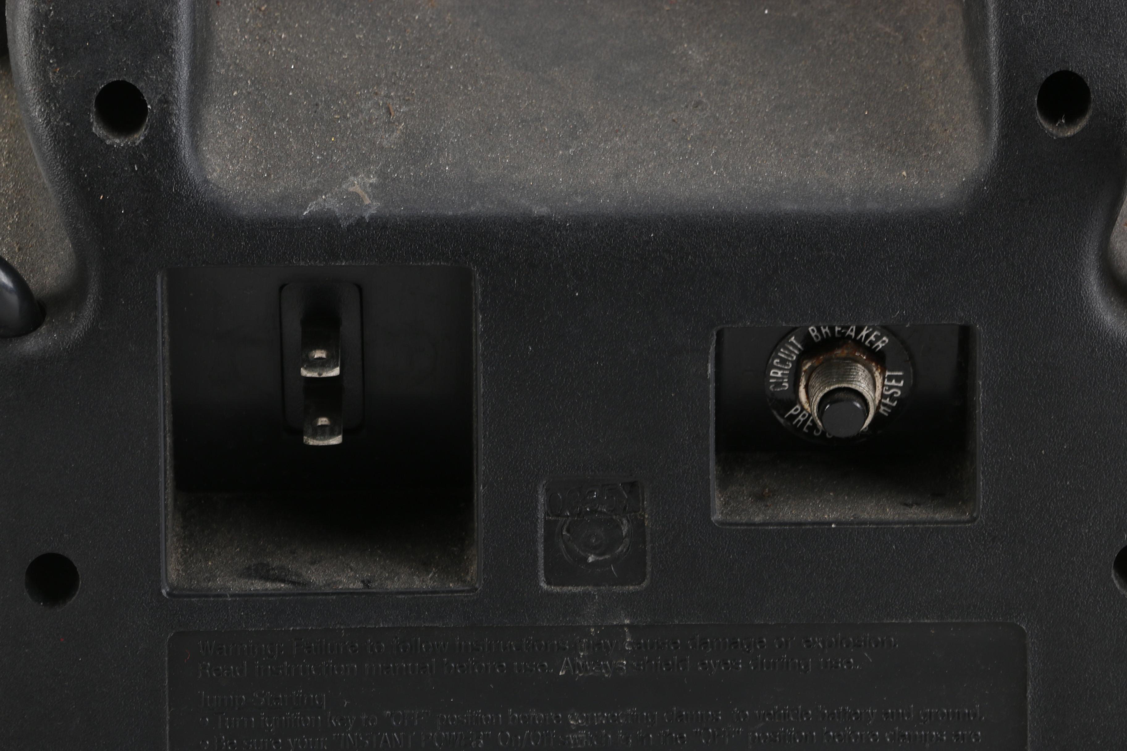 Instand Power Brand Portable Car Battery Starter