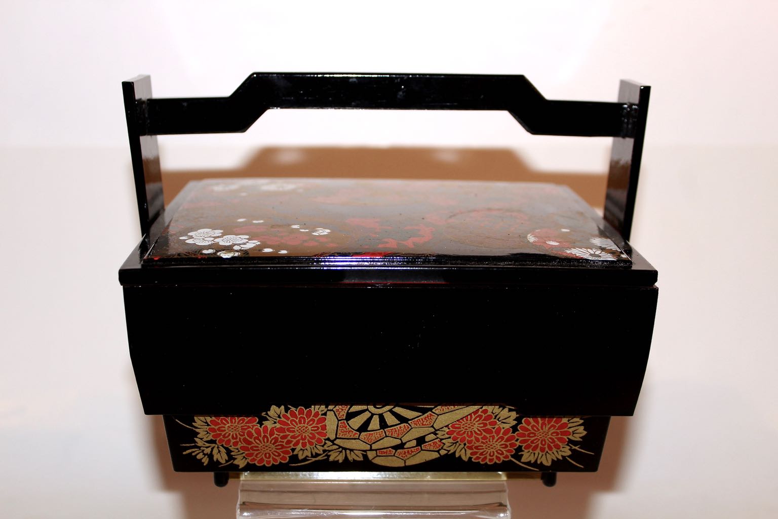 Asian Influenced Kitchenalia Featuring Royal Haeger