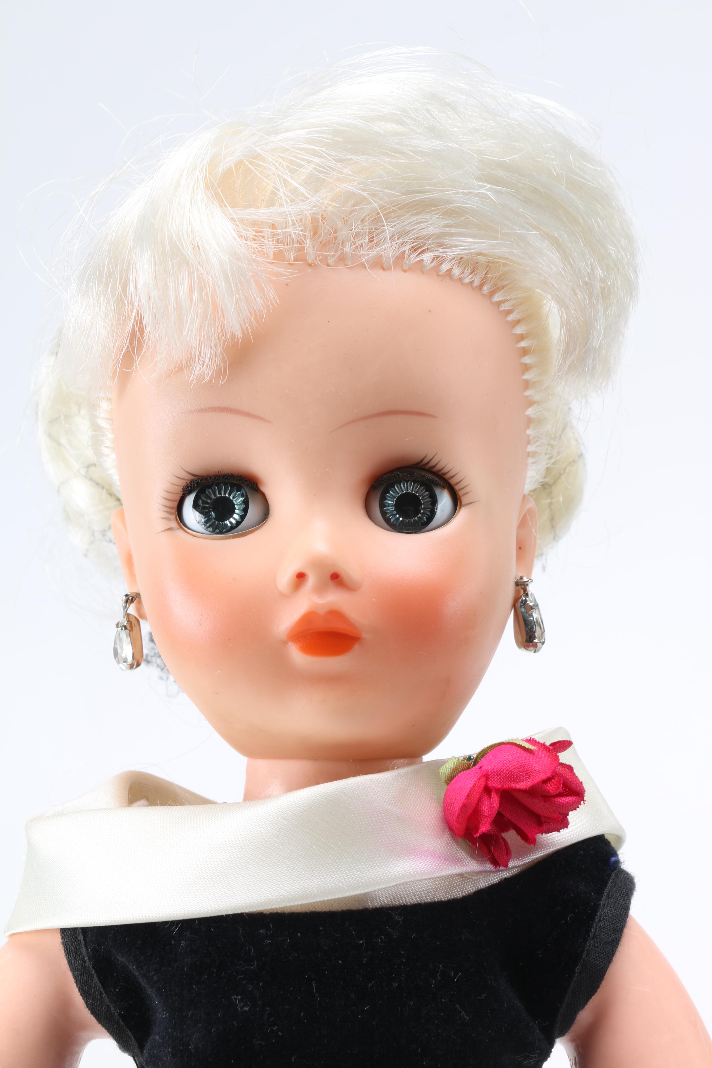 Vintage Horsman Cindy Doll and Wardrobe Case