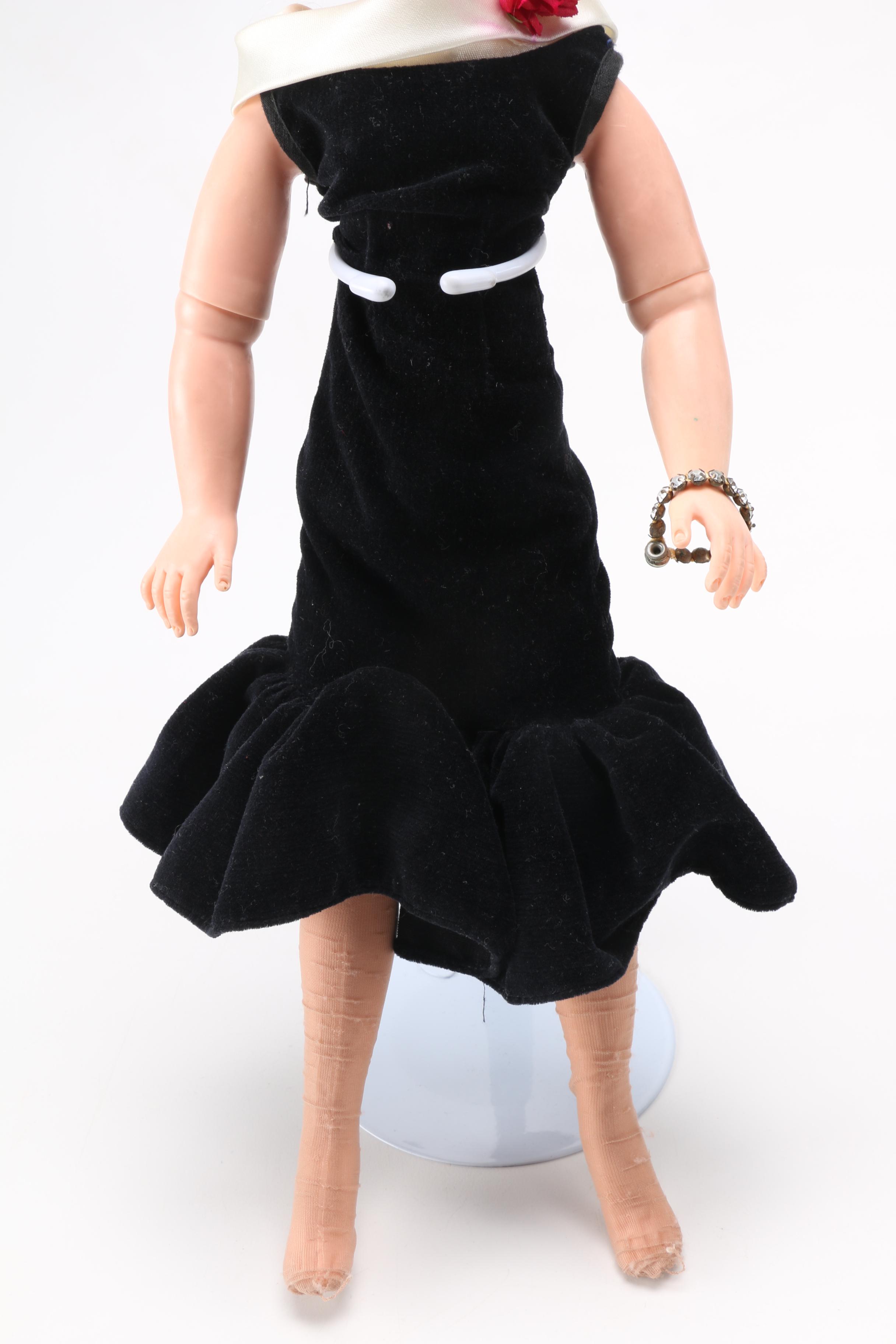 Vintage Horsman Cindy Doll and Wardrobe Case