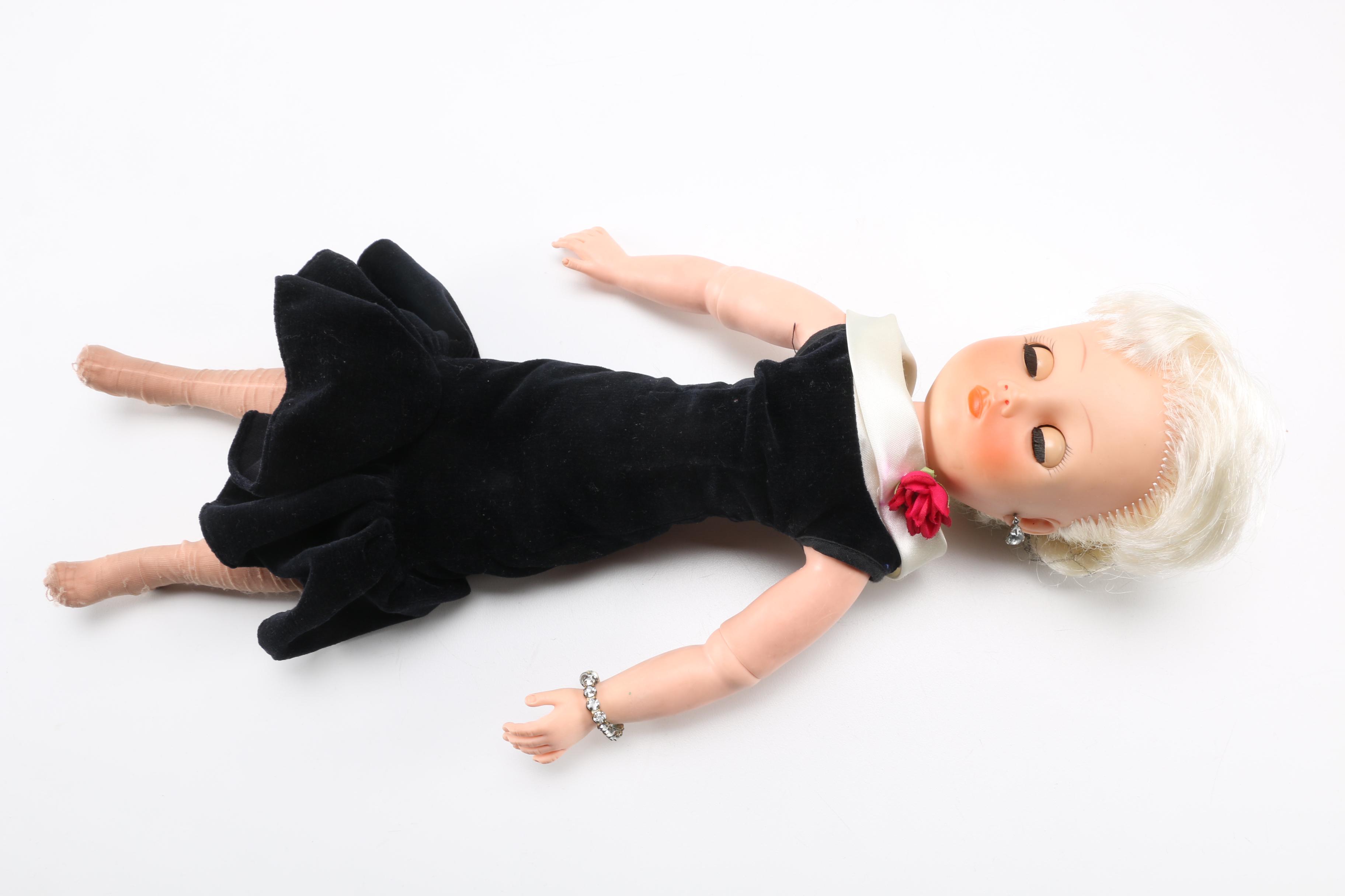 Vintage Horsman Cindy Doll and Wardrobe Case