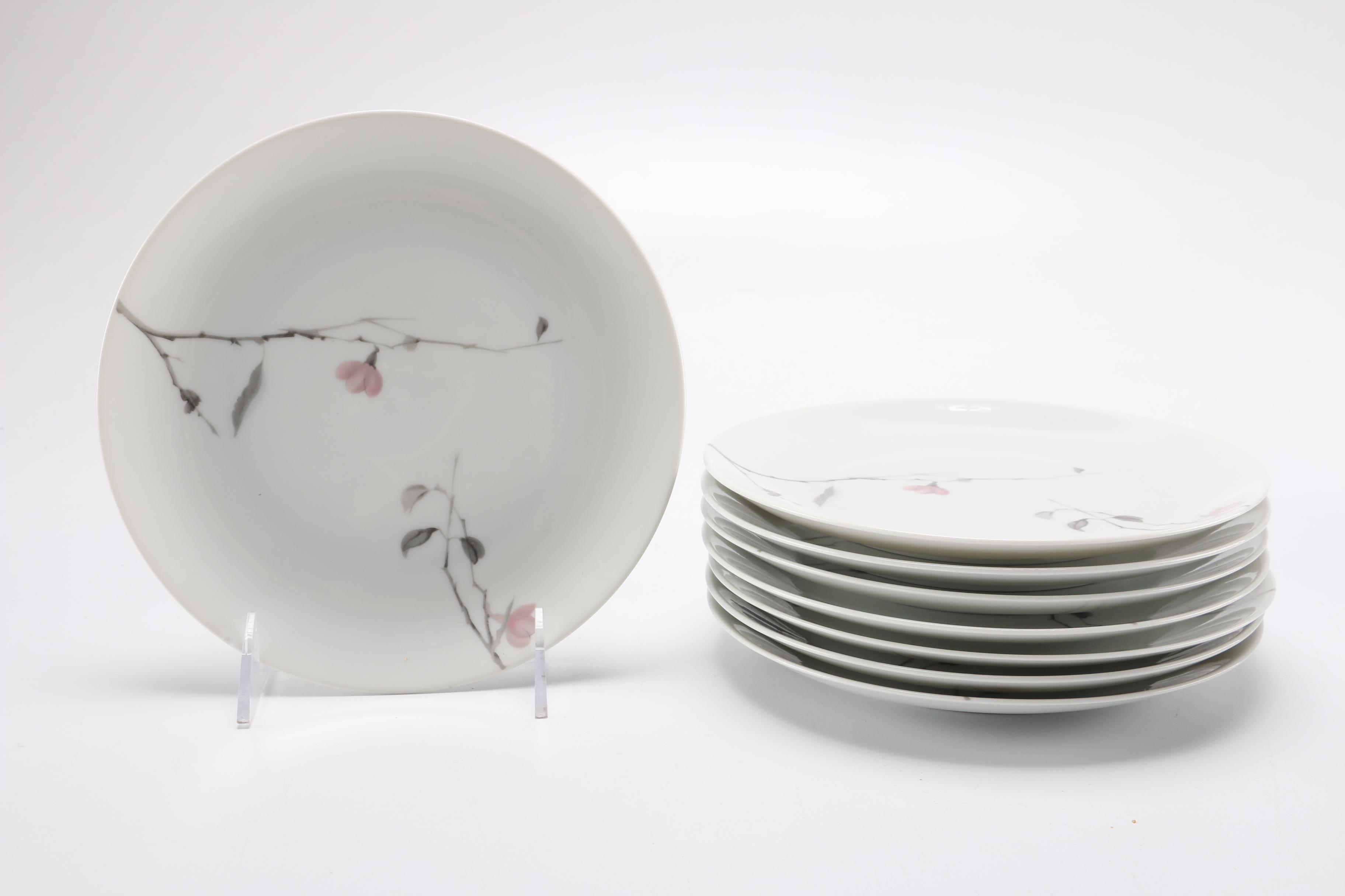 Continental China in the "Quince" Pattern