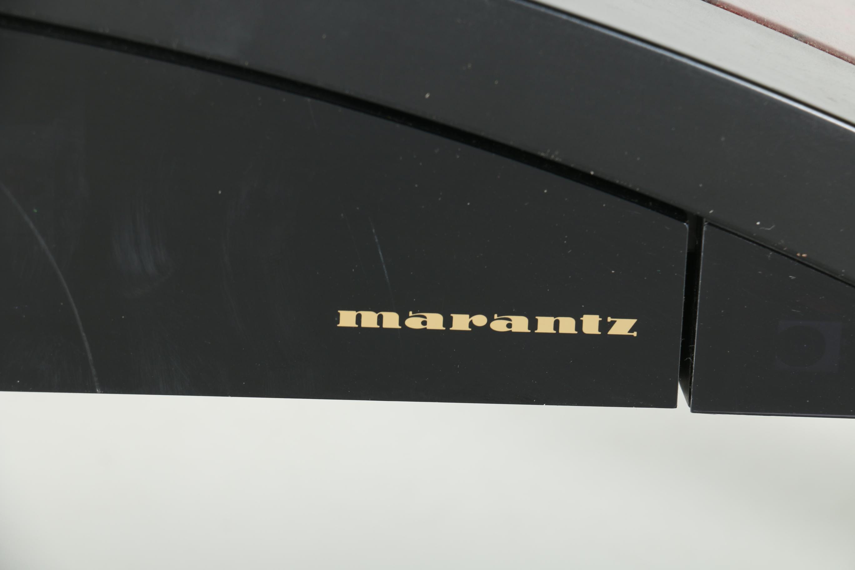 Marantz AM/FM Stereo CD Player and Speakers