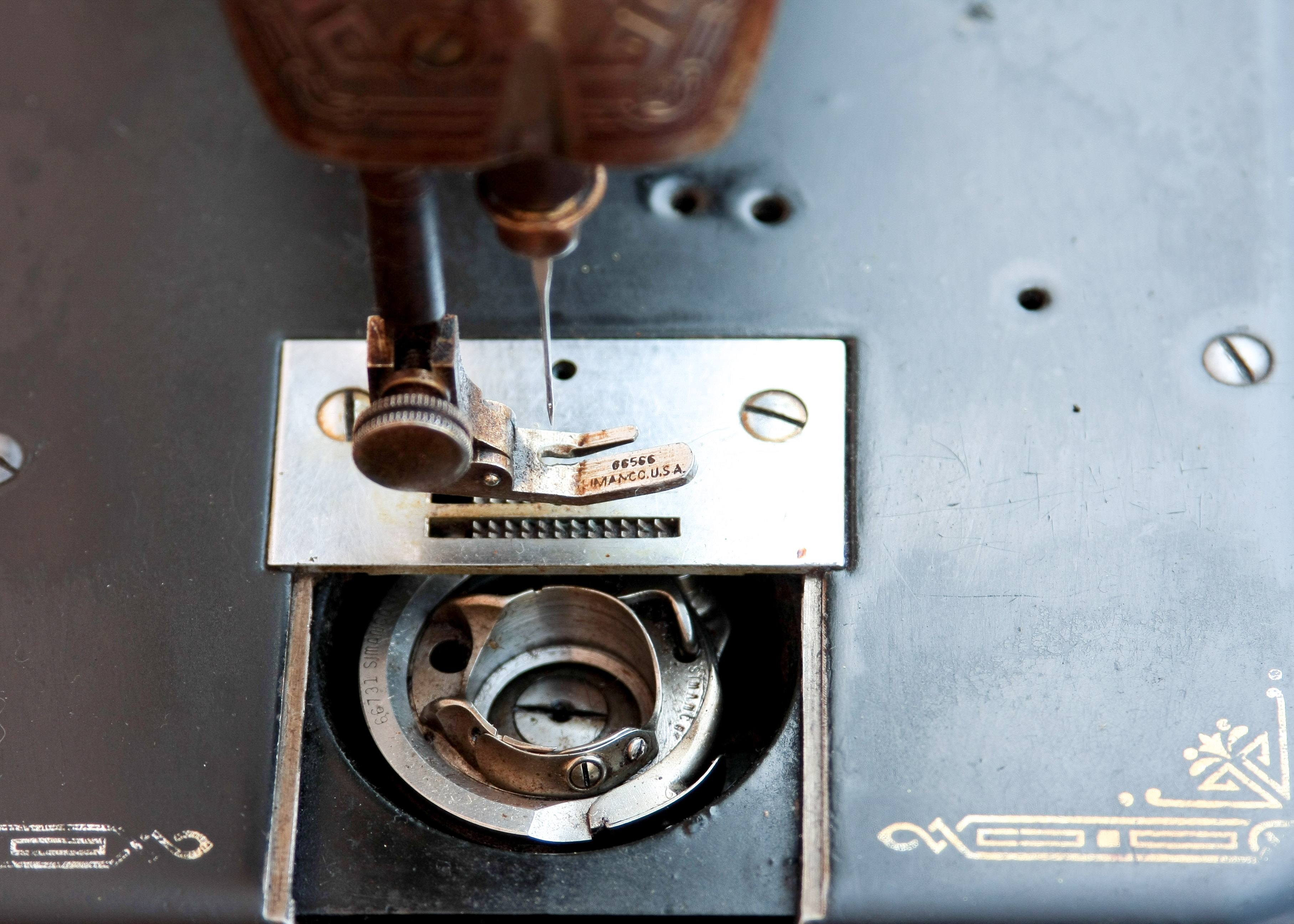 Vintage Singer Sewing Machine and Cherry Wood Sewing Table