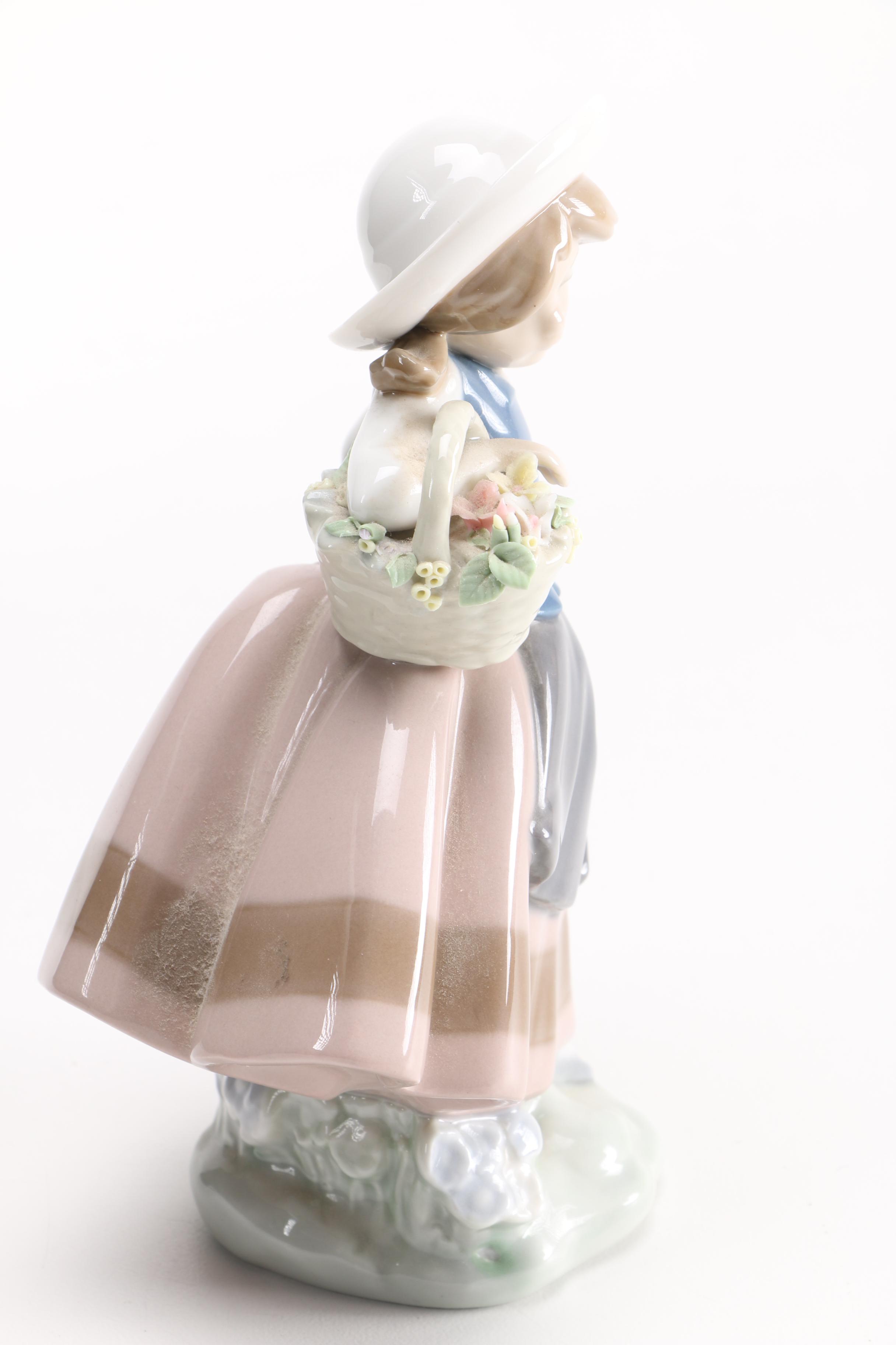 Lladró "Sweet Scent" Figurine