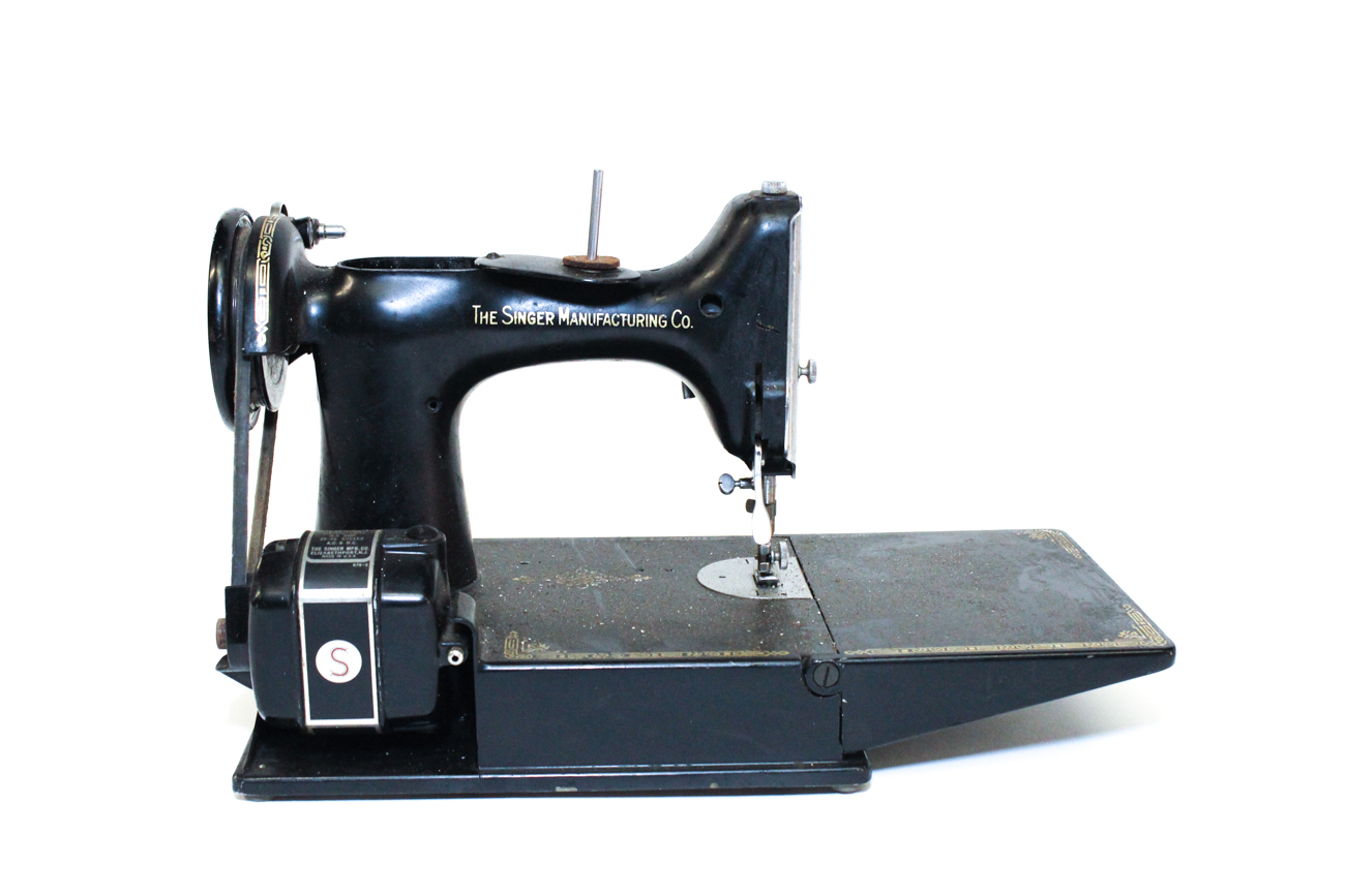 Singer Featherweight Sewing Machine