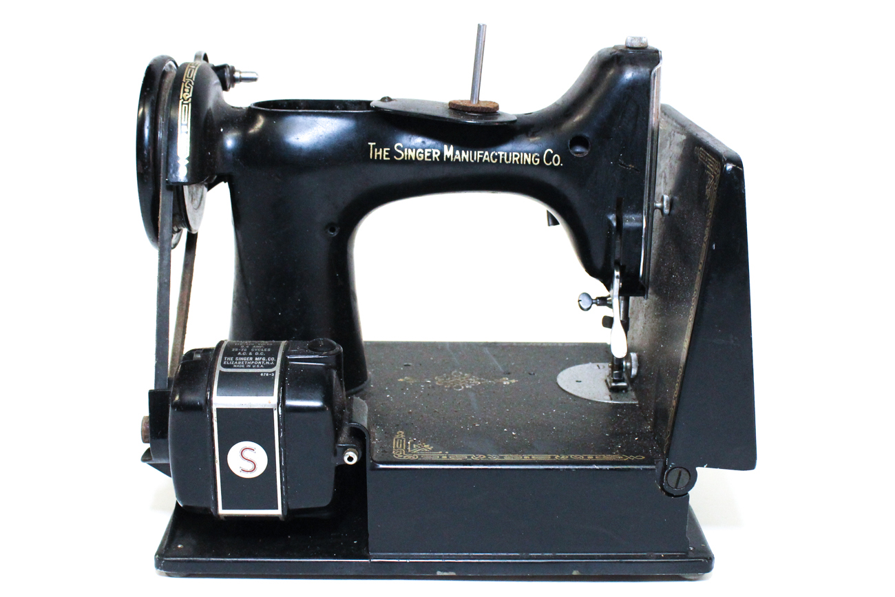 Singer Featherweight Sewing Machine