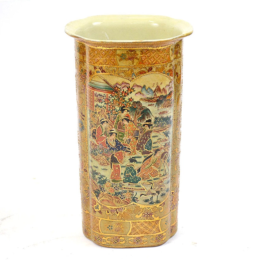 Hand Painted Gold Tone Chinese Satsuma Style Vase