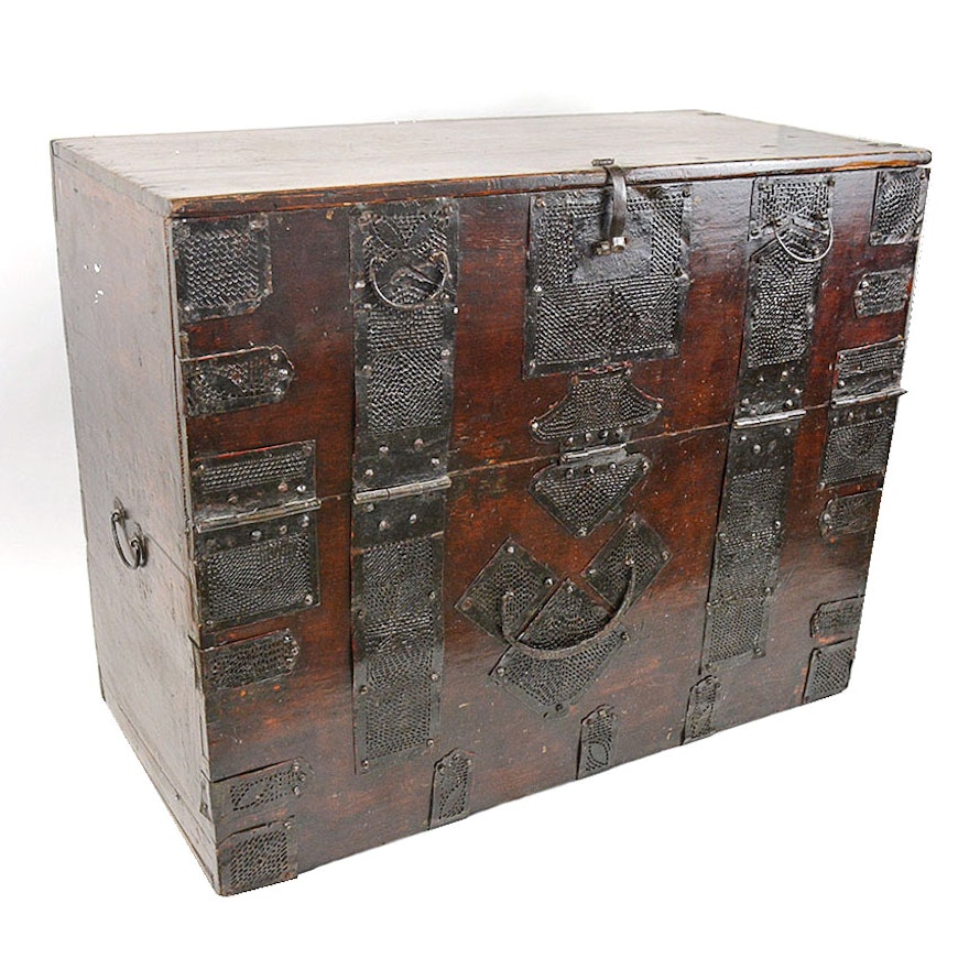 Antique Chinese Trunk