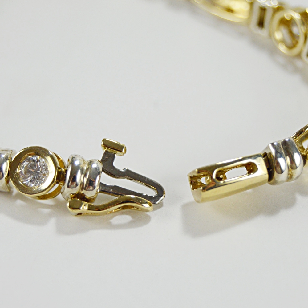 2.10 Carat Diamond Bracelet