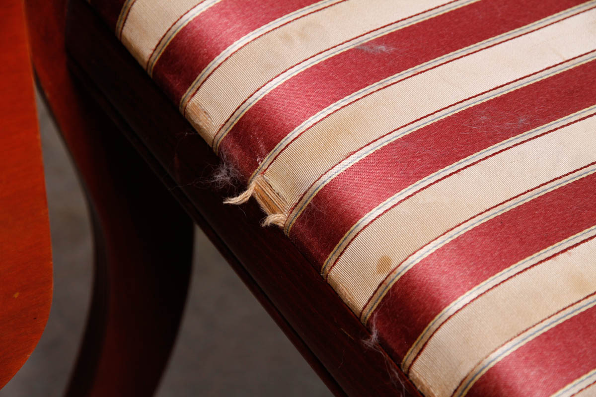 Vintage Federal Style Dining Table With Tell City Chairs