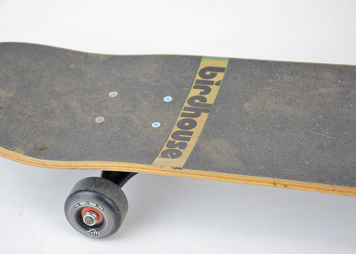 Tony Hawk Birdhouse Brand Pro Skateboard with Venture Trucks and Mini Wheels