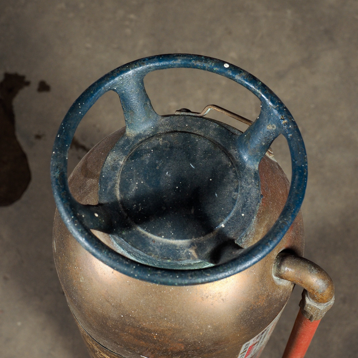 Brass Quick Aid Fire Extinguisher