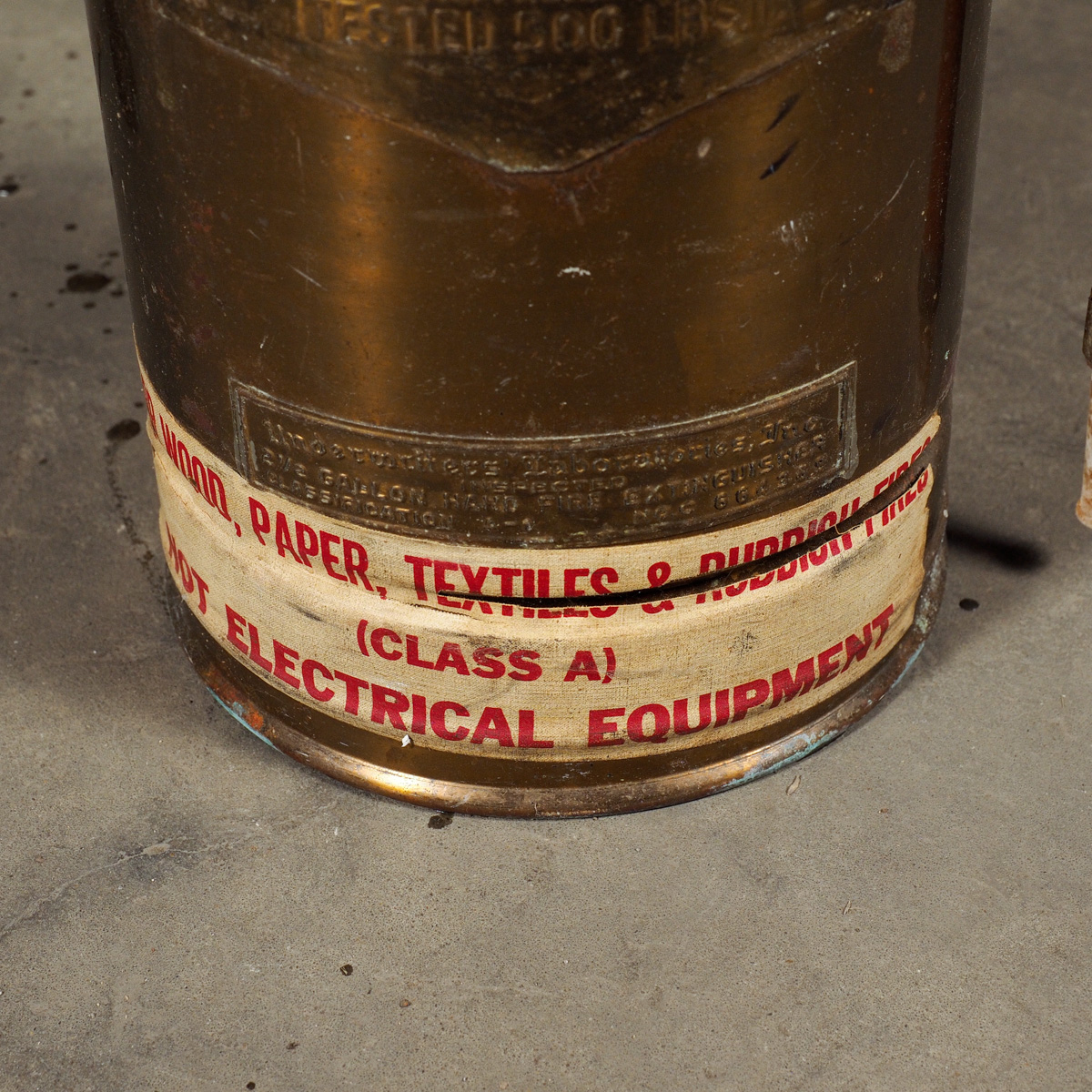 Brass Quick Aid Fire Extinguisher