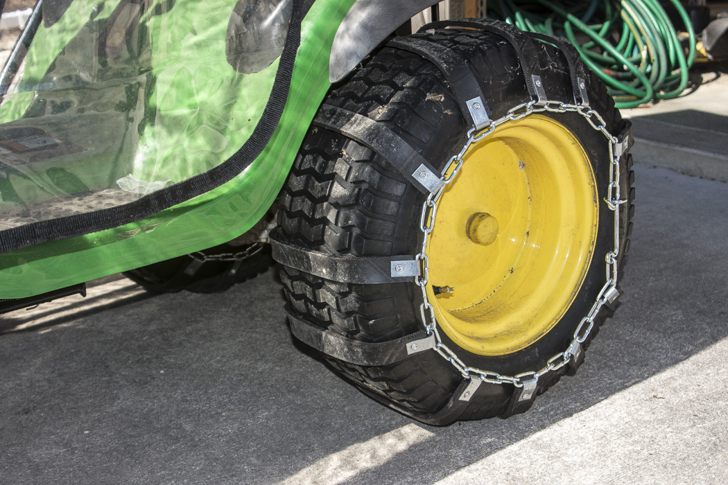 John Deere Riding Mower With Berco-mat Snow Blower