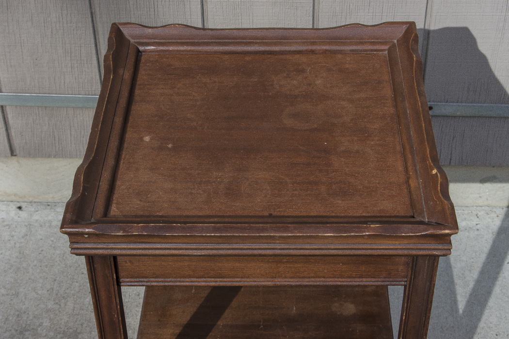 Chippendale Style Gallery Top Accent Table