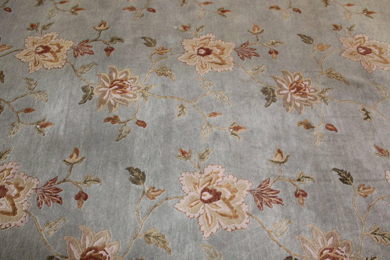 Handwoven Wool Art Silk Area Rug From India