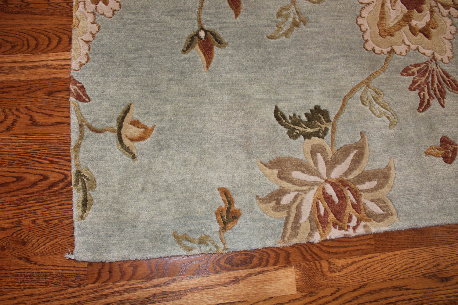 Handwoven Wool Art Silk Area Rug From India