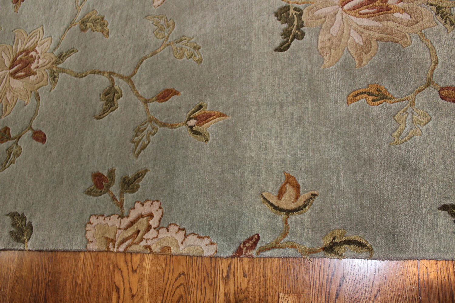 Handwoven Wool Art Silk Area Rug From India