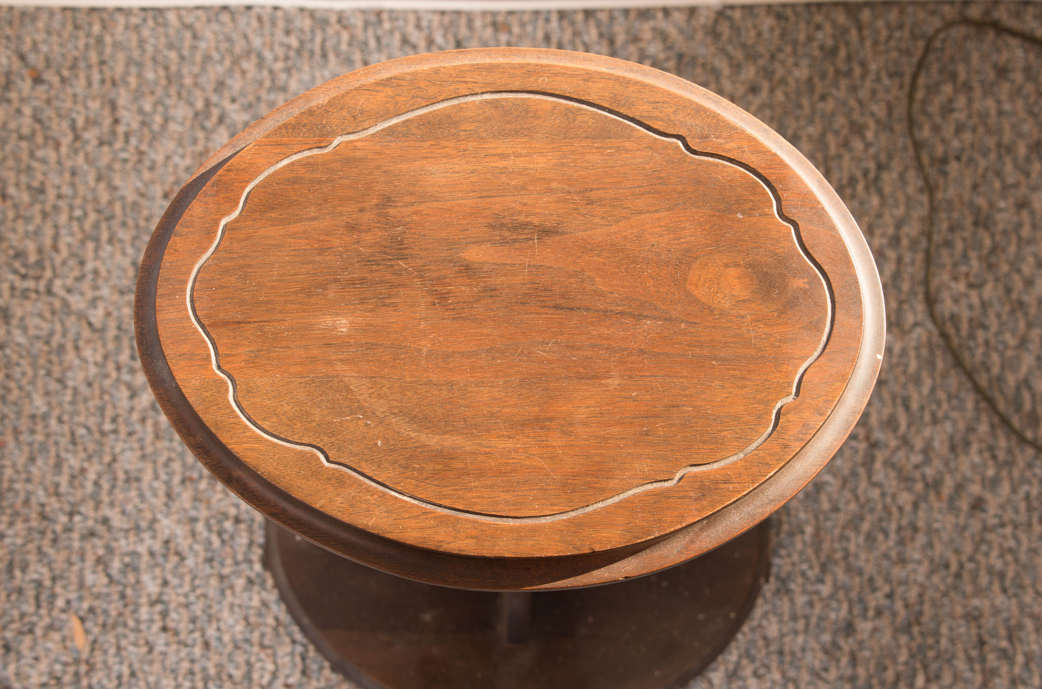 Vintage Pedestal Side Table by Wright De Coster