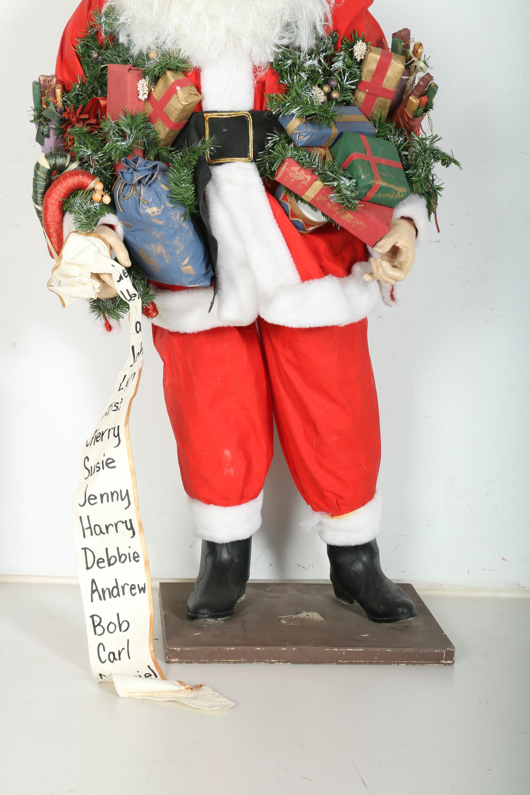 Santa Claus Statue