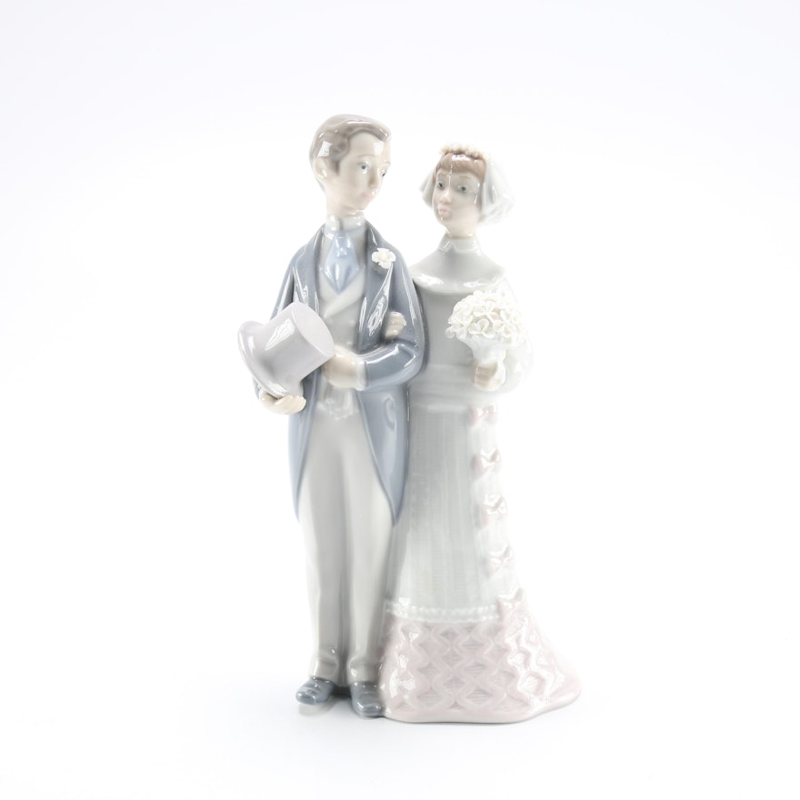 Lladró "Wedding" Figurine