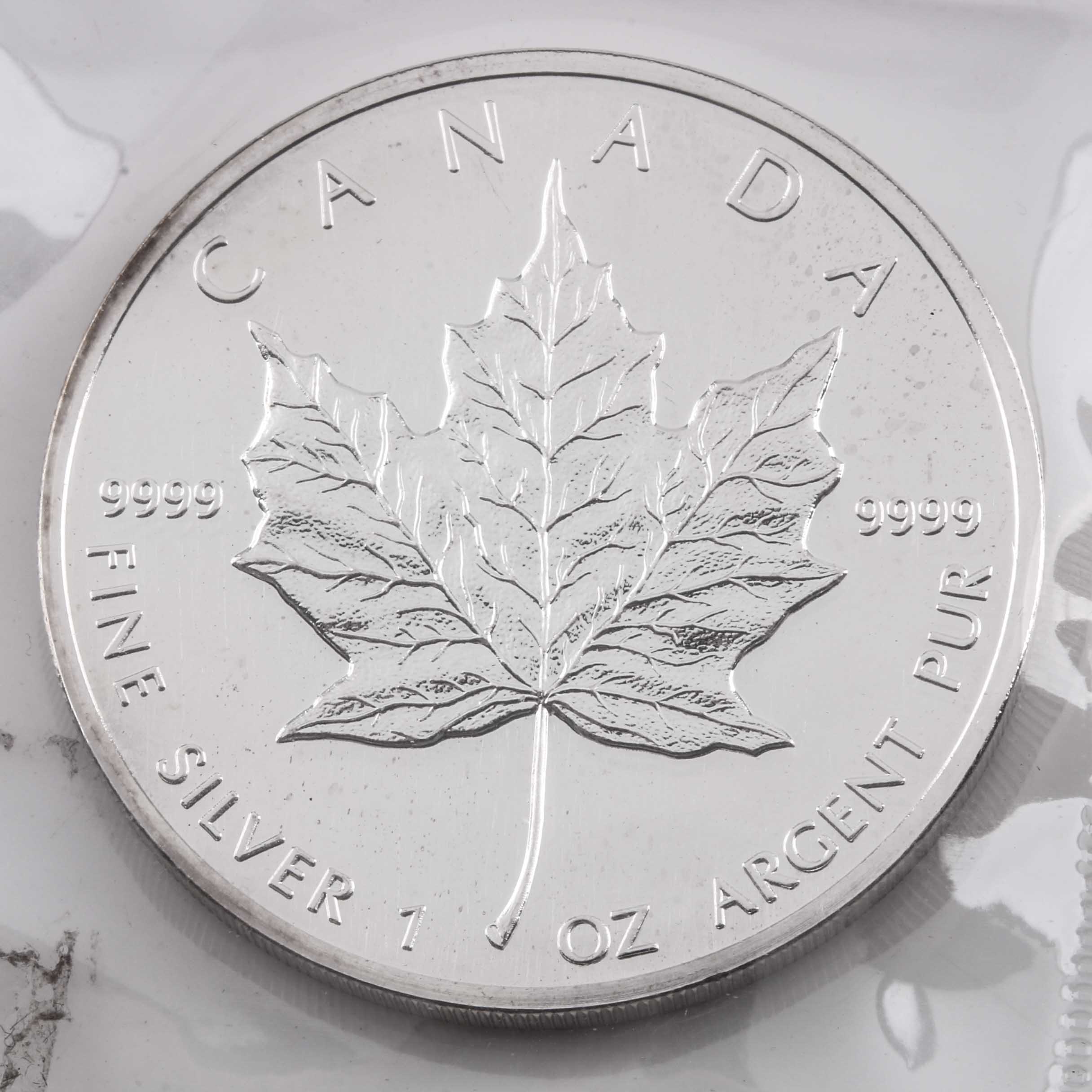 1988 Canadian Silver Maple Leaf 5 Dollar Coin
