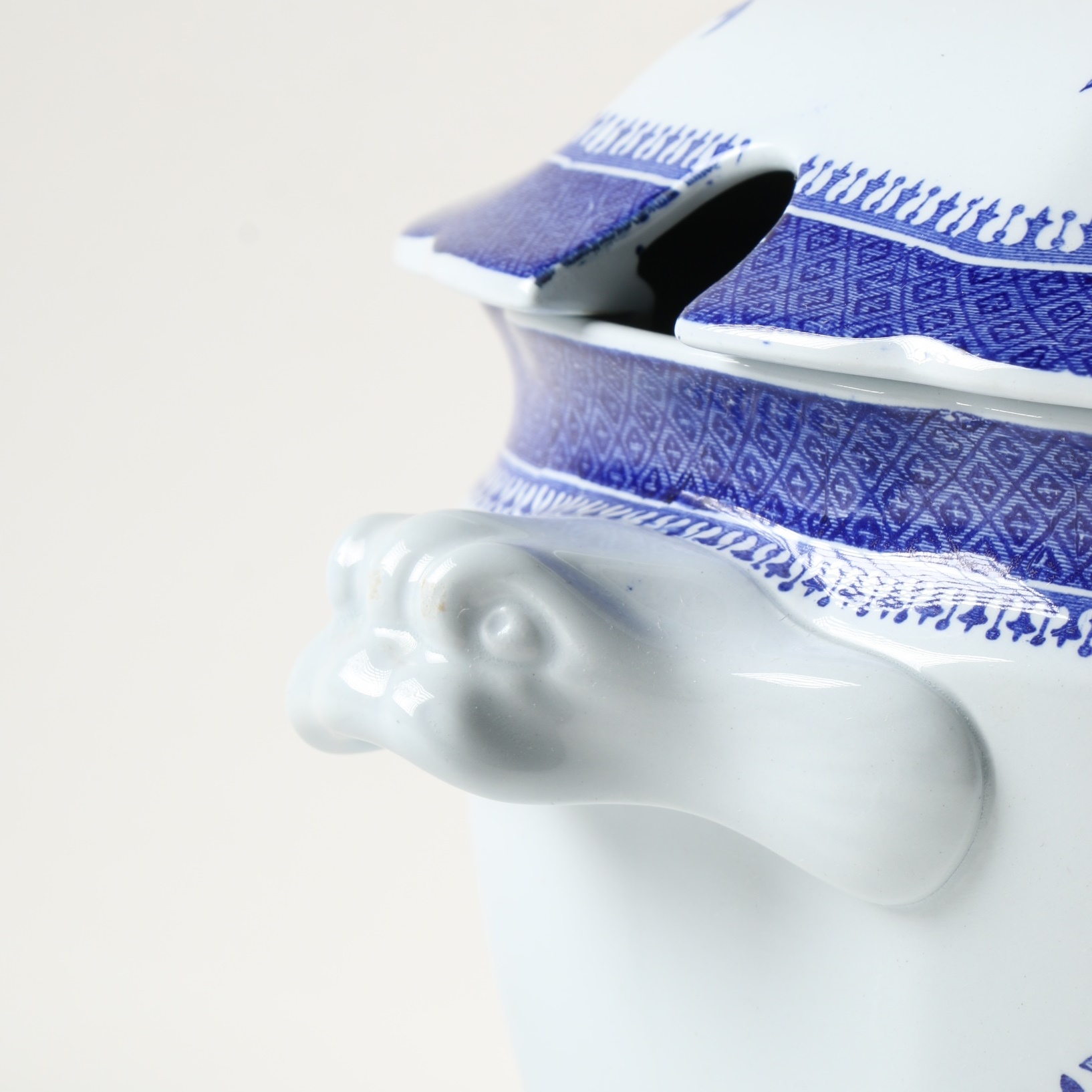 Spode Fitzhugh Blue and White Large Tureen with Underplate