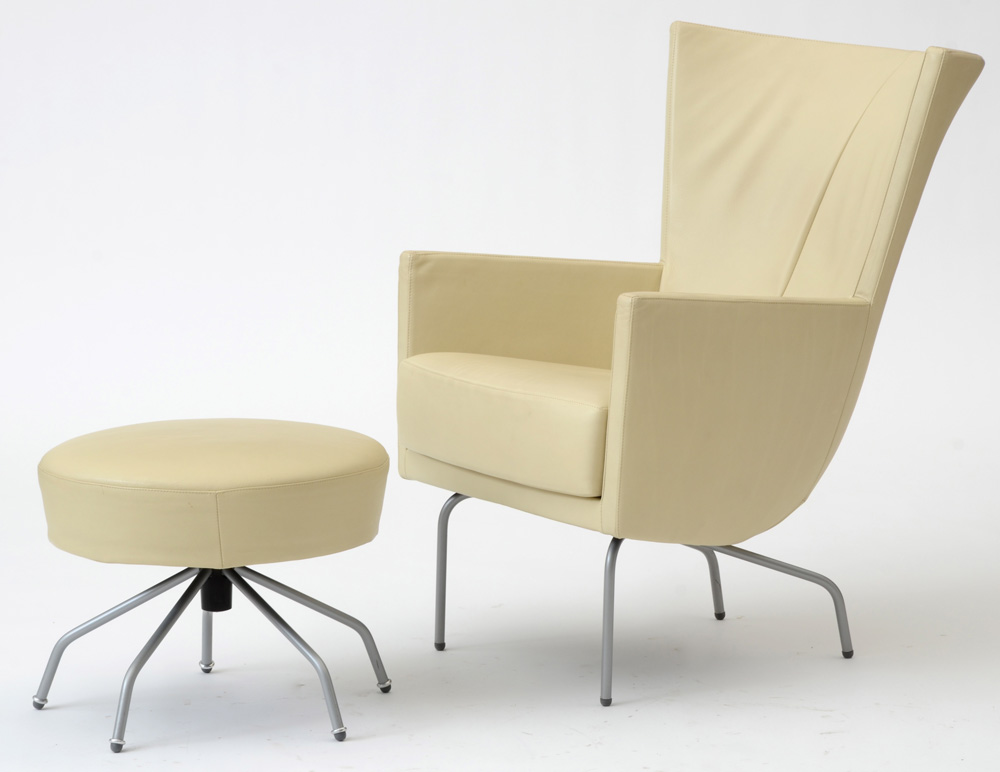 Montis "Romeo" Chair with Ottoman