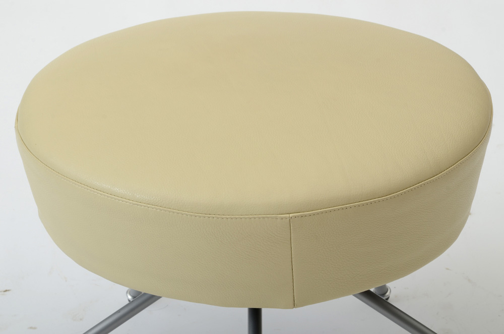 Montis "Romeo" Chair with Ottoman