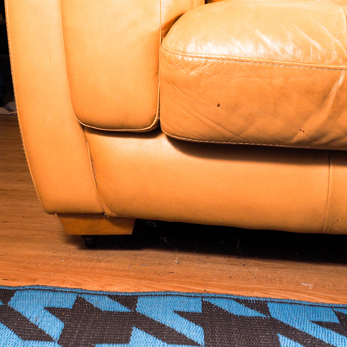 Contemporary Leather Love Seat