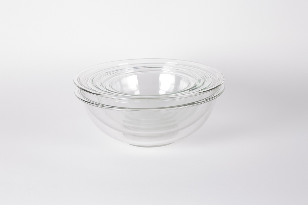 Set of Pyrex Mixing Bowls