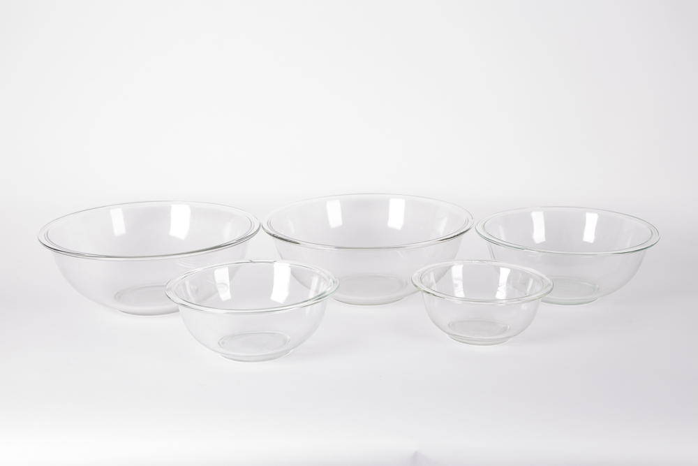 Set of Pyrex Mixing Bowls