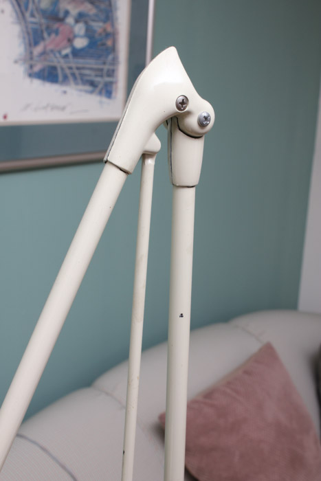 Dazor Floating Magnifying Task Floor Lamp