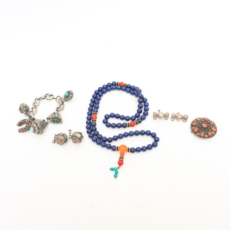 Selection of Silver Tone and Multi Stone Jewelry Pieces