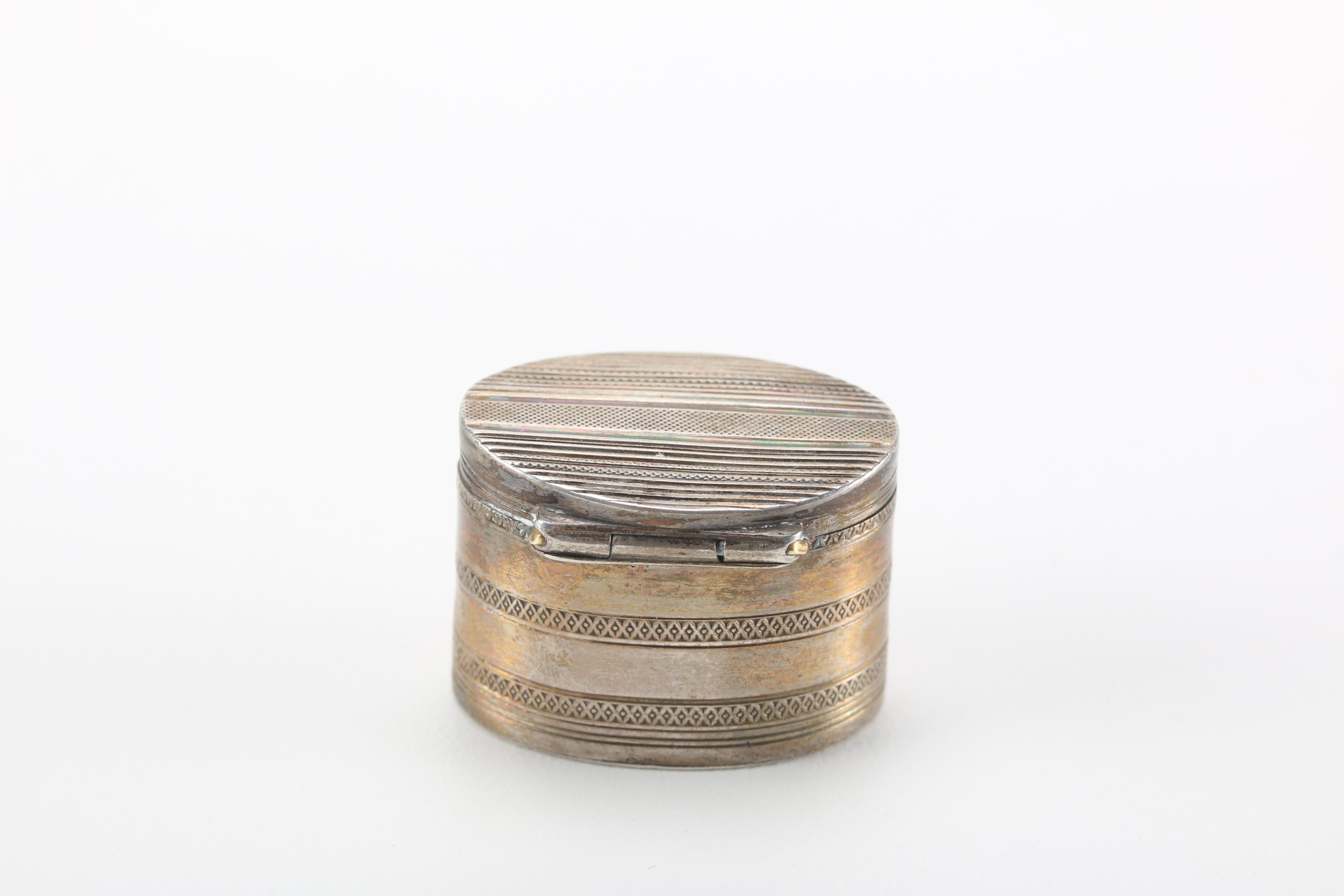 800 Silver Pill Box With Bands of Ornamentation