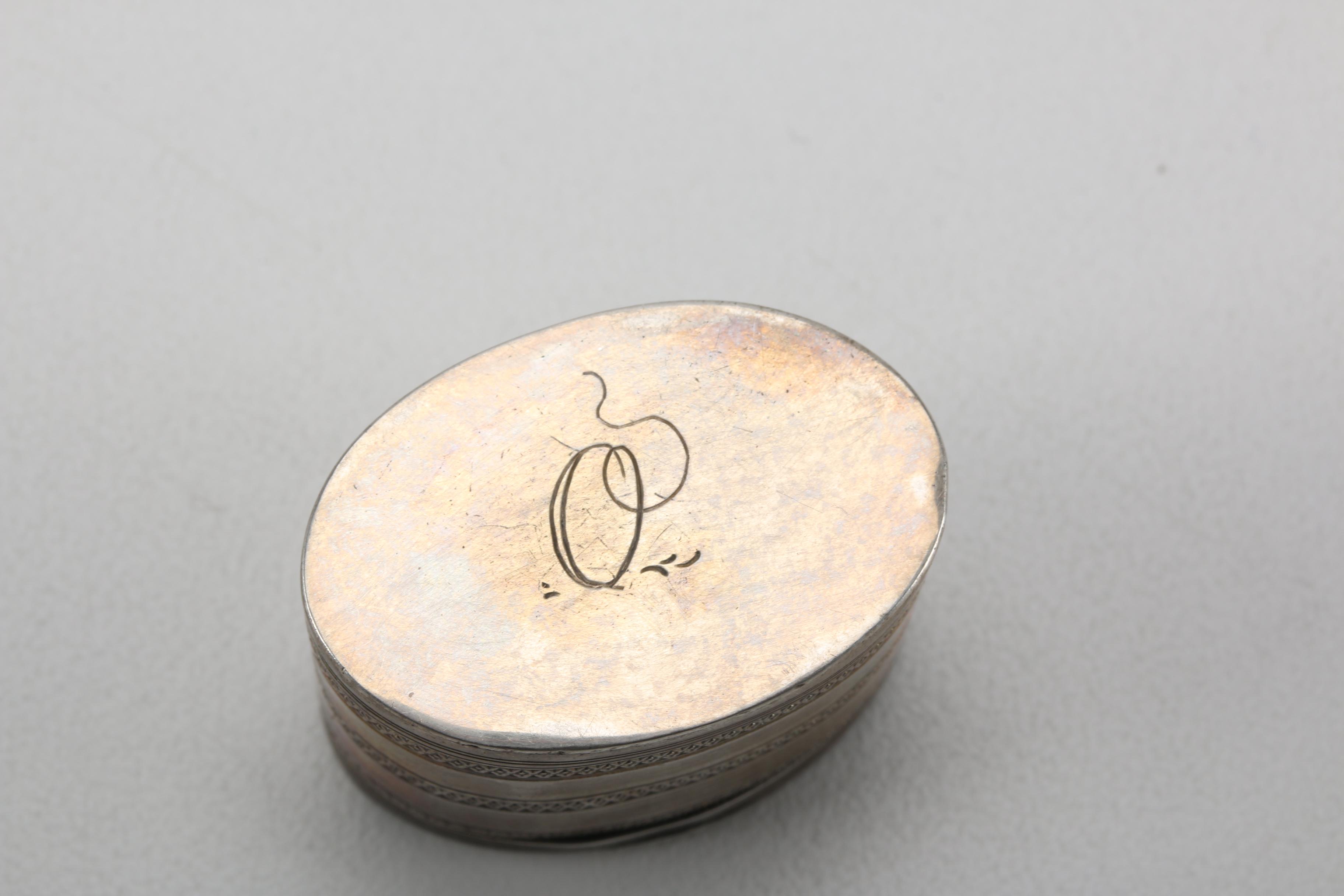 800 Silver Pill Box With Bands of Ornamentation