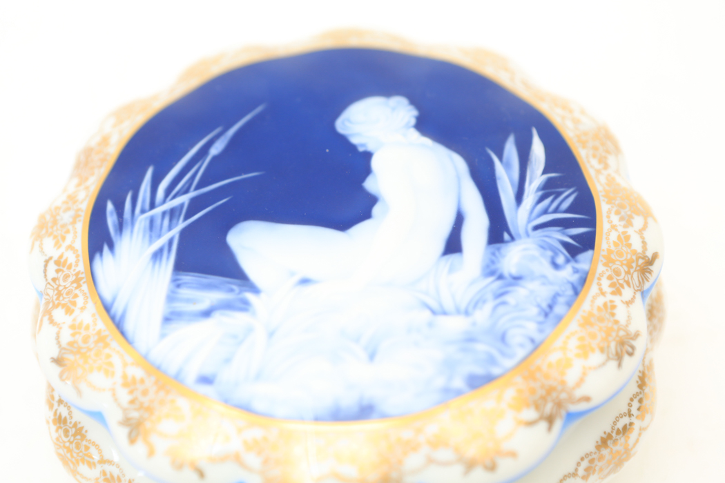 Vintage Limoges F.M. Grand Feu Barbotine Trinket Box