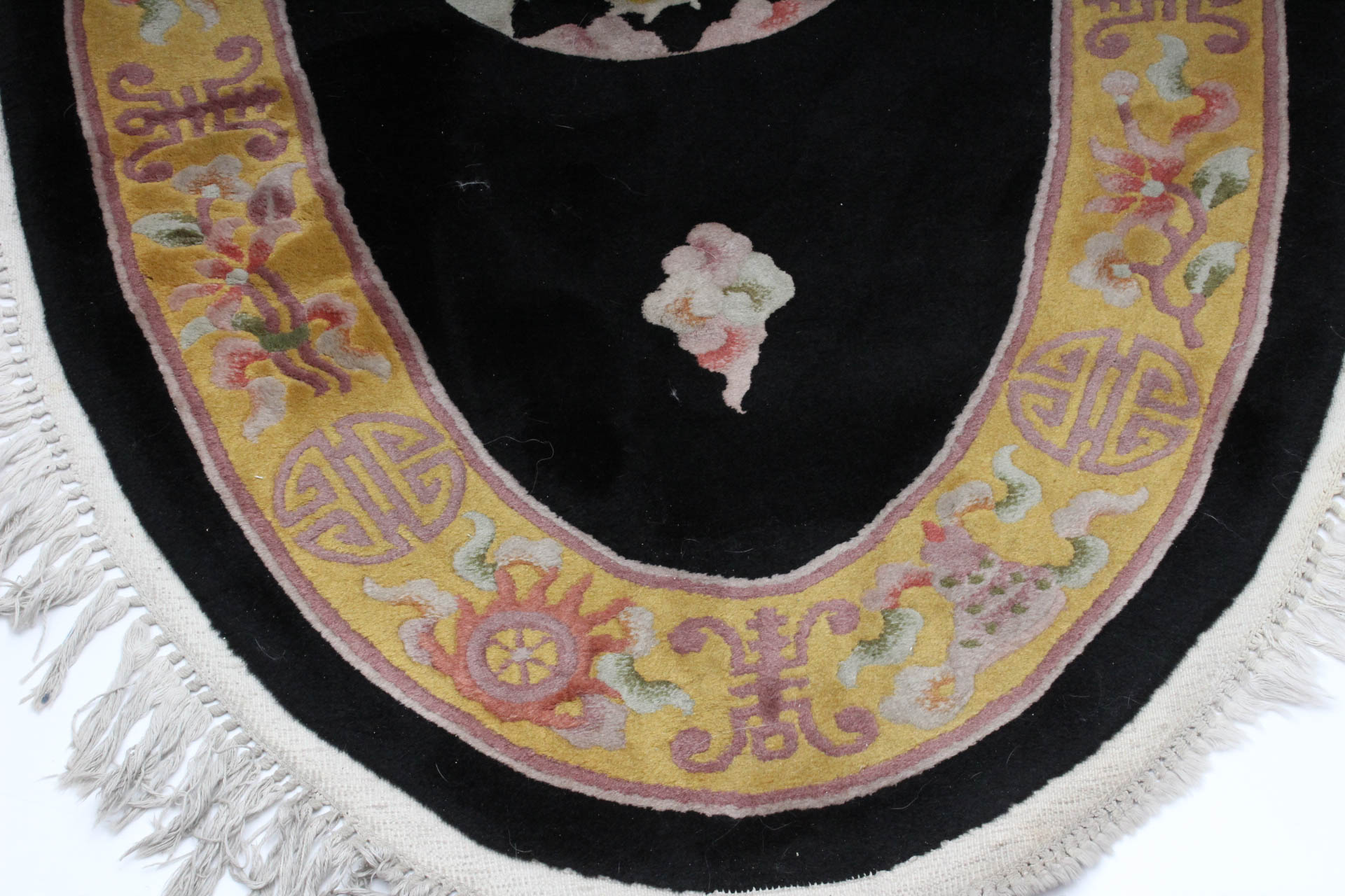 Power Loomed Chinese Sculpted Oval Rug