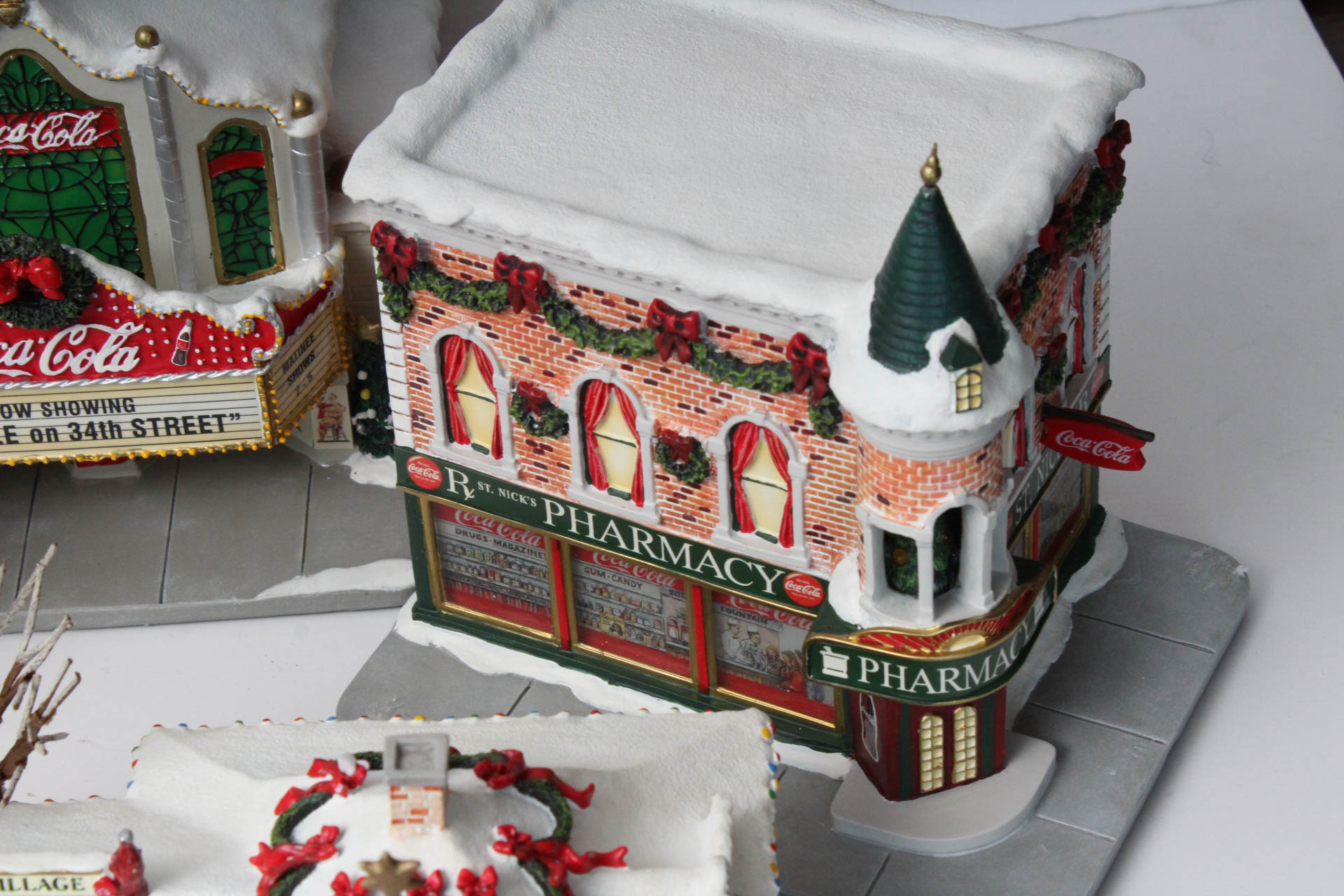 "Coca-Cola" Series Hawthorne Village Set