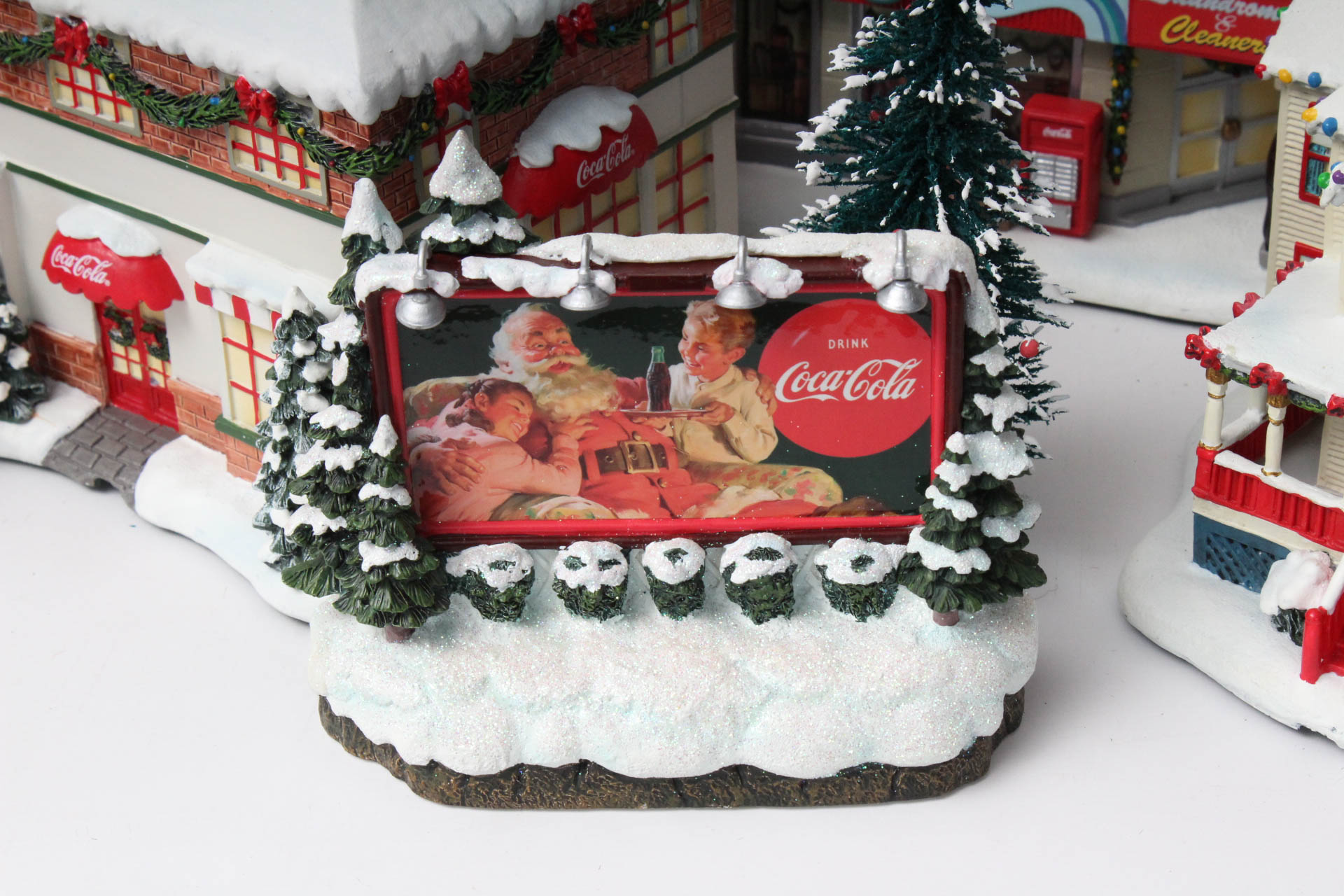 "Coca-Cola" Series Hawthorne Village Set