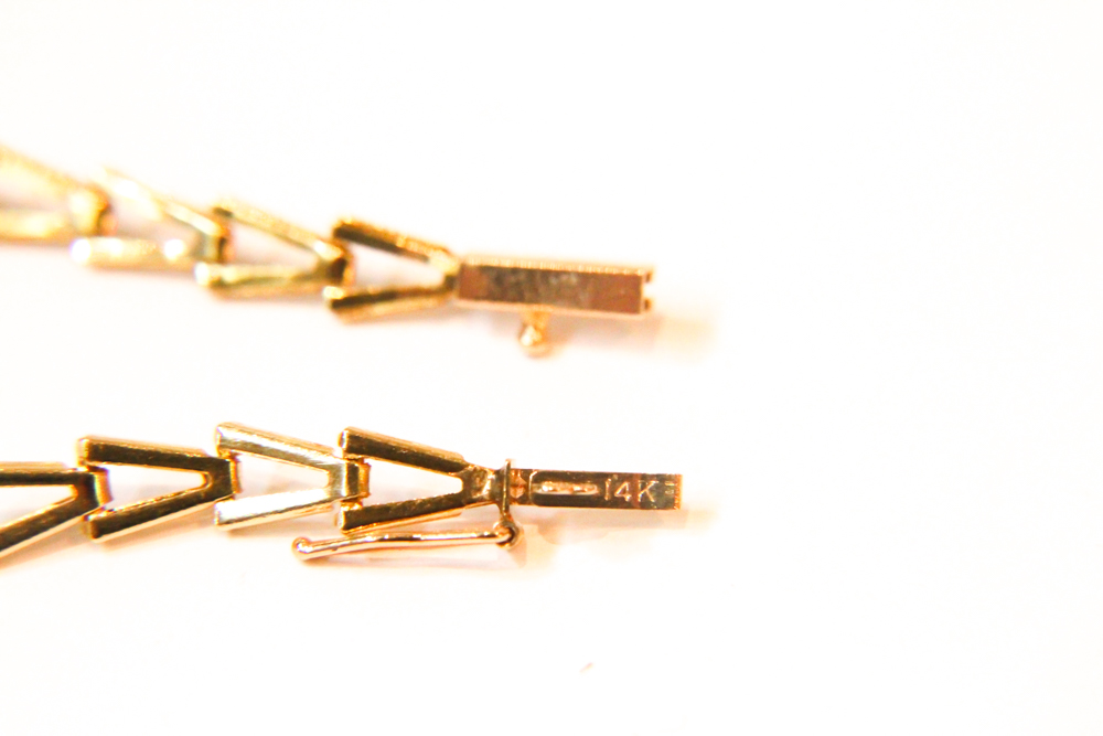 14K Gold Bracelet with Sapphires