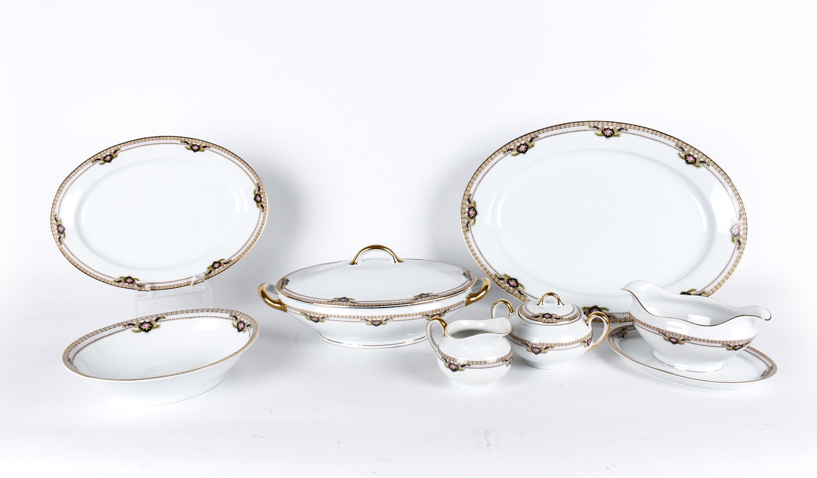 Grouping of Vintage Royal Bayreuth "Belmont" China