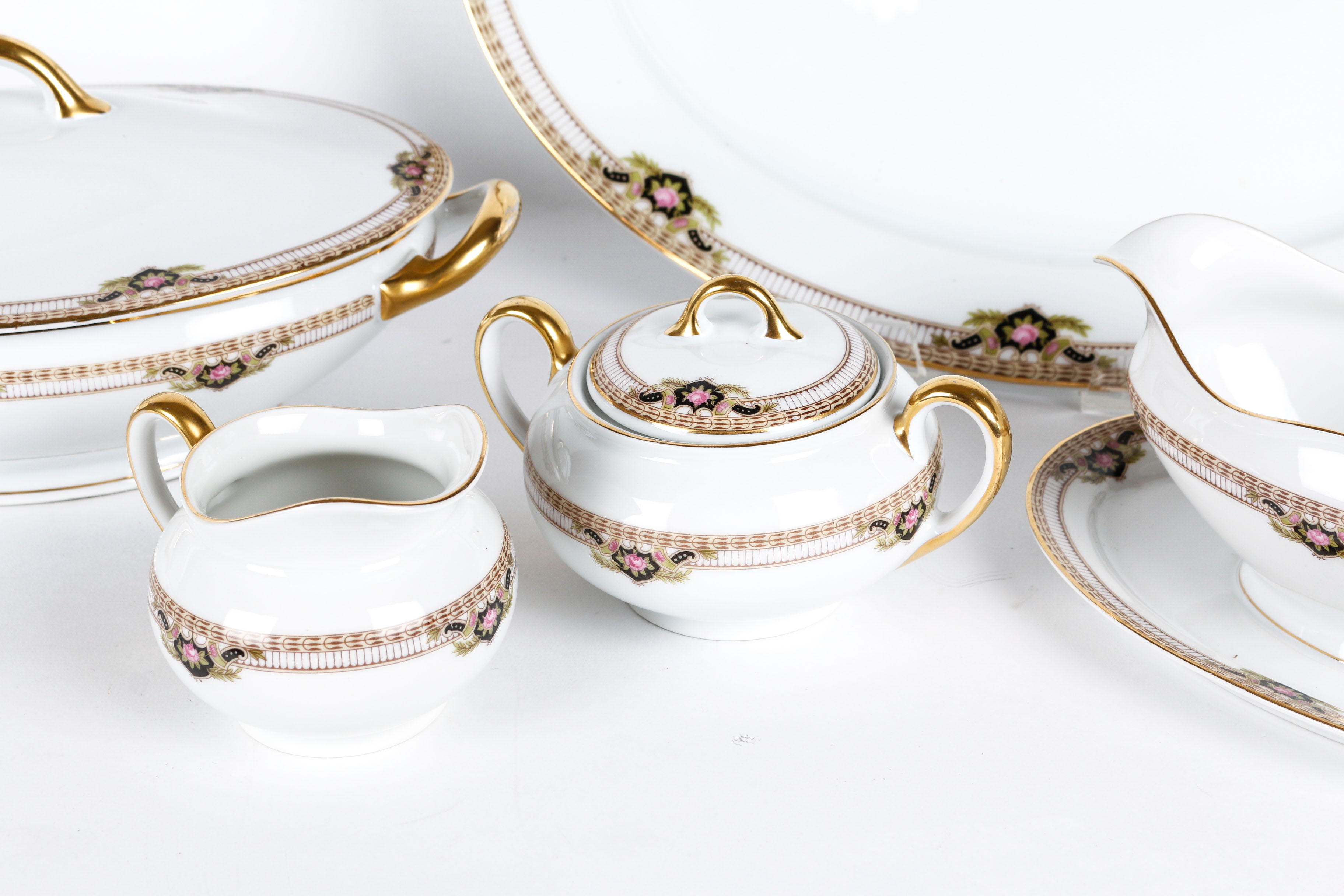 Grouping of Vintage Royal Bayreuth "Belmont" China