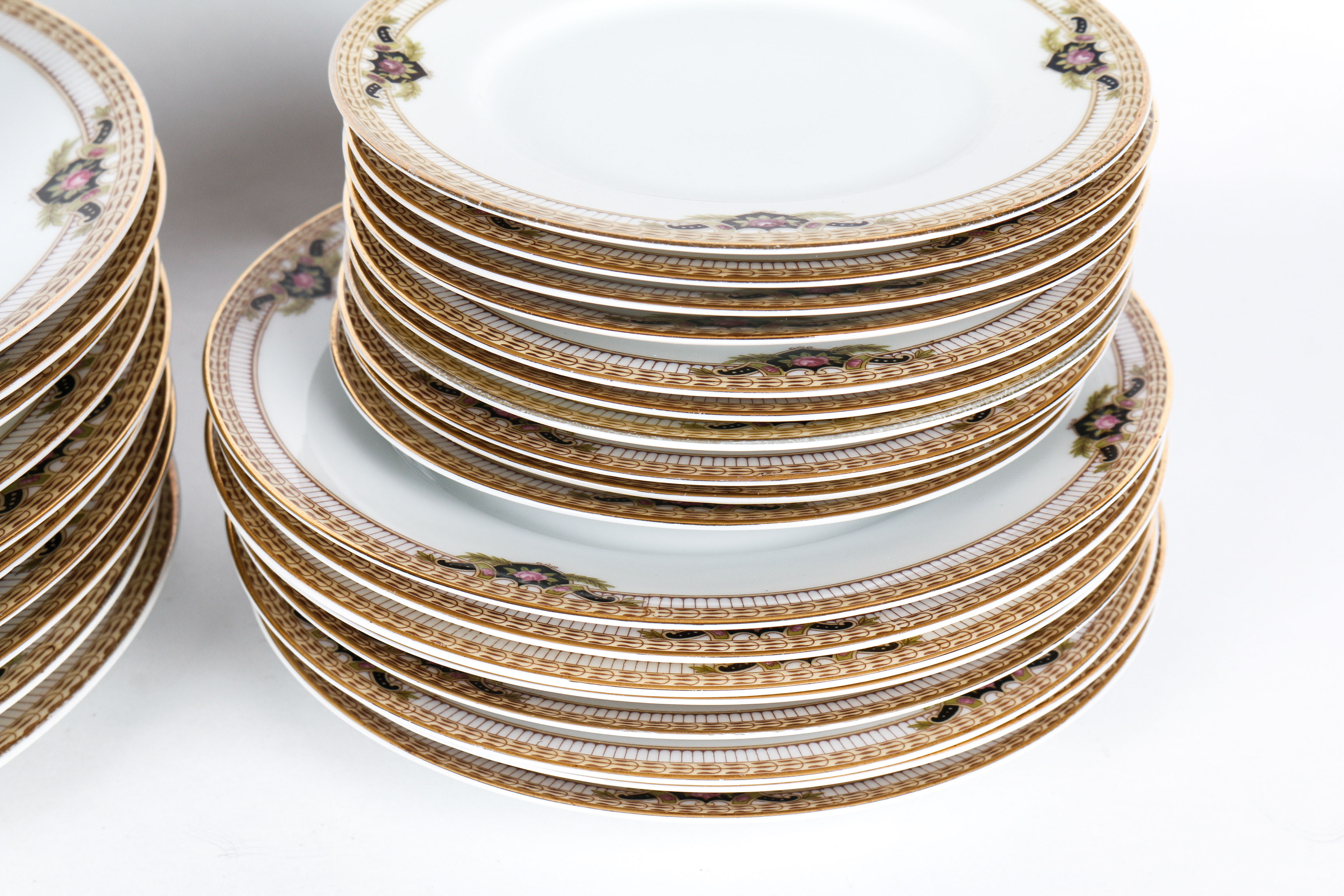 Grouping of Vintage Royal Bayreuth "Belmont" China