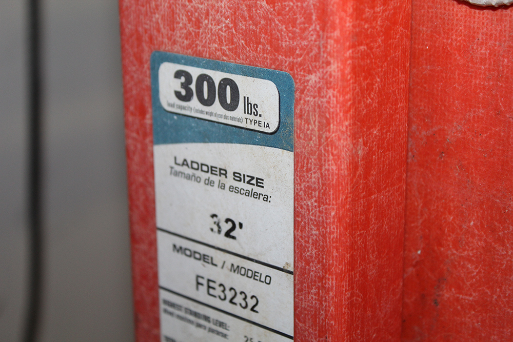 Louisville 32' Extension Ladder