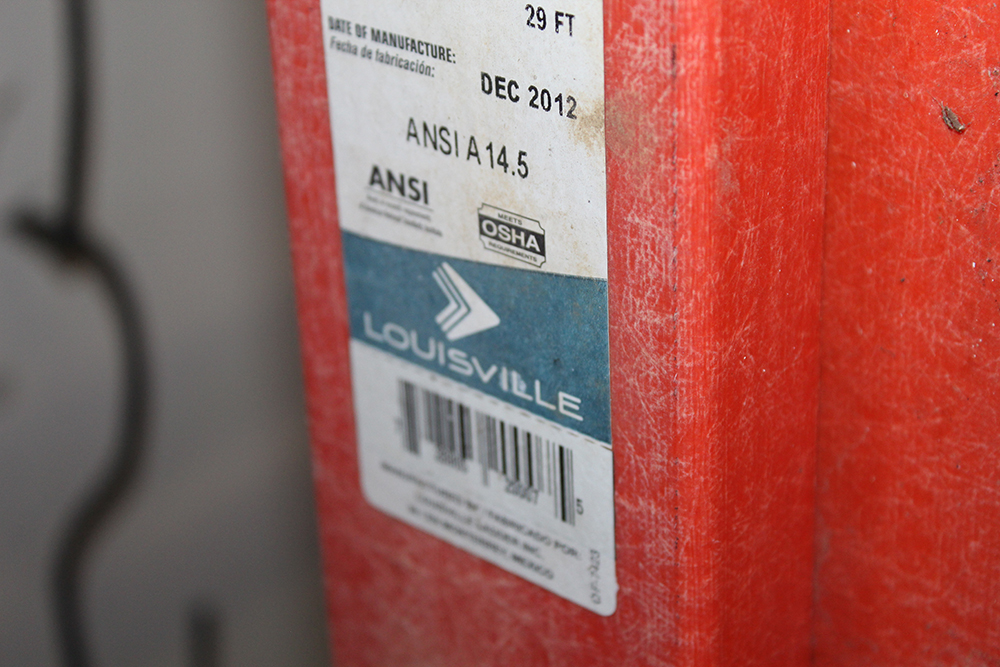 Louisville 32' Extension Ladder