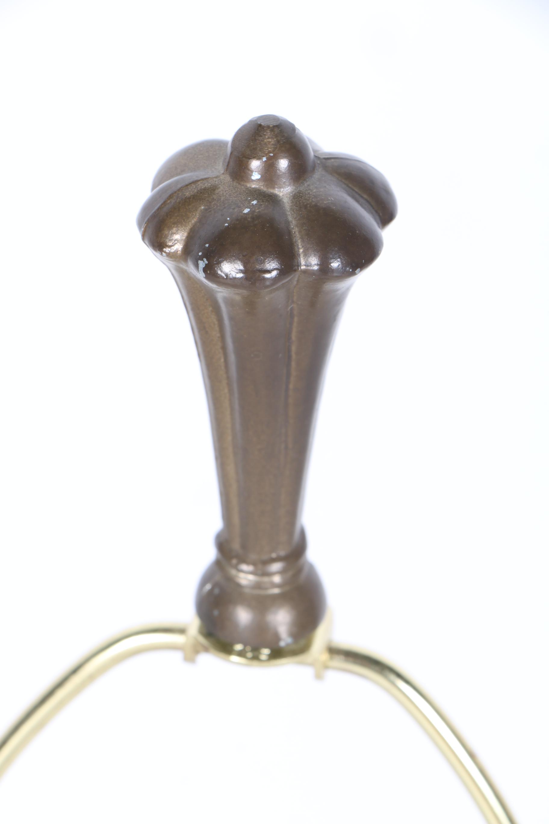 Gilded Floral Table Lamp