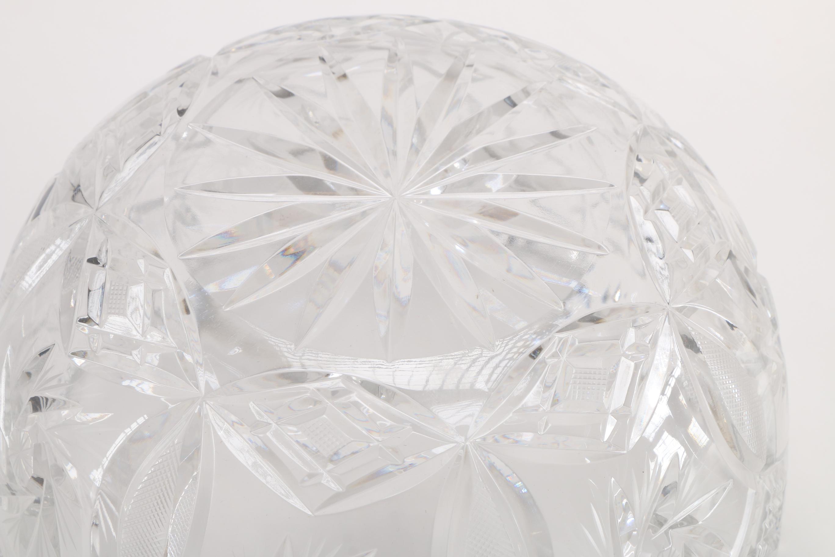 Fifth Avenue Crystal Bowl and Fruit Motif Shallow Bowl